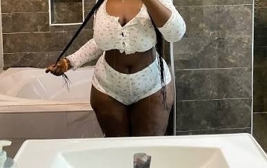 Thick Thighs , Saves Lives💋