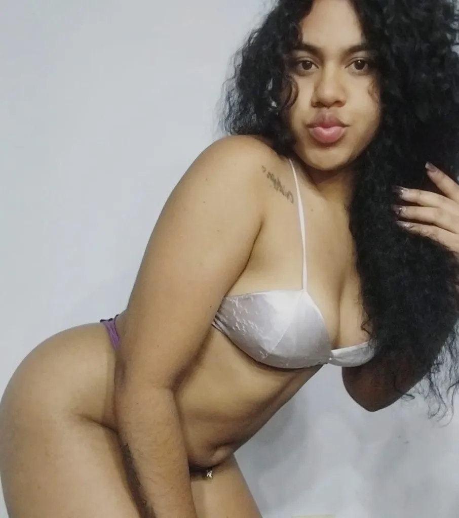 VEN A MI PAPI TENGO APARTAMENTO DISCRETO Y LIMPIO👄