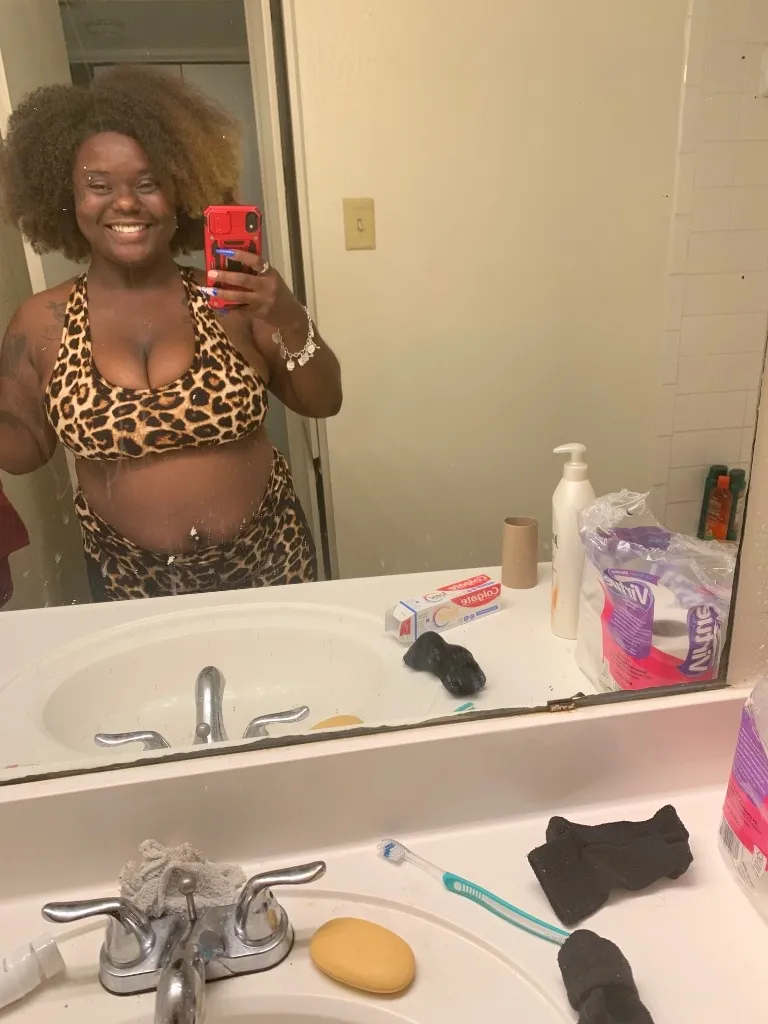 CREAMY SEXY EBONY BBW , MONEY MAKE ME CUM DADDY💰💚💵🙂‍↕😻😘💦