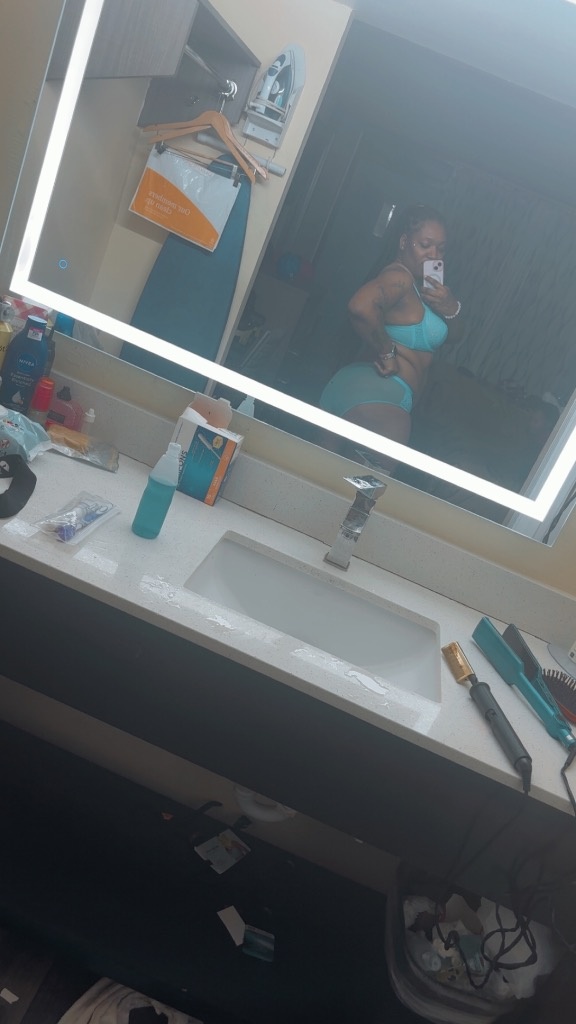 Last Dayy Here TRICK🤑 IM THE TREAT INCALLS & OUTCALLS - Photo 10 | Escort in Fairfield