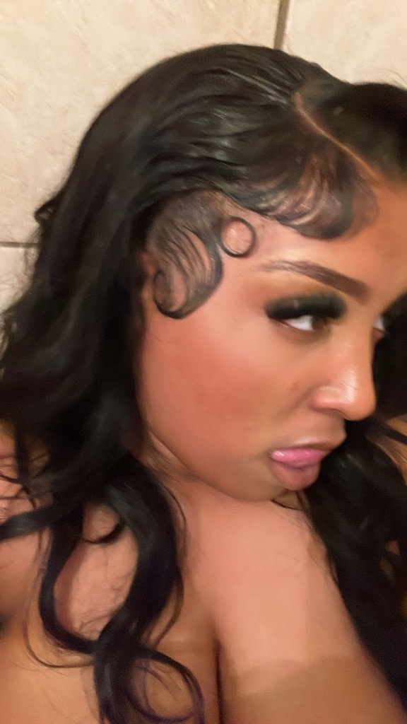 wcome have the best time off your life - Photo 2 | Escort in McCalla