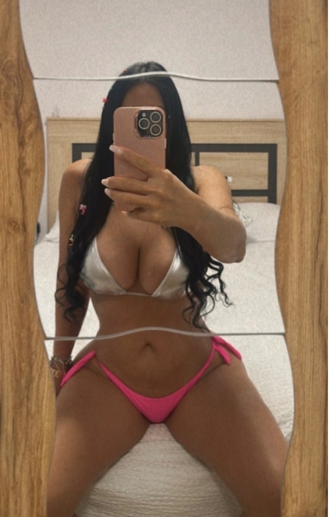 * Hello how are you I'm a cute daring girl interested in meeting you - Photo 3 | Escort in Flagstaff