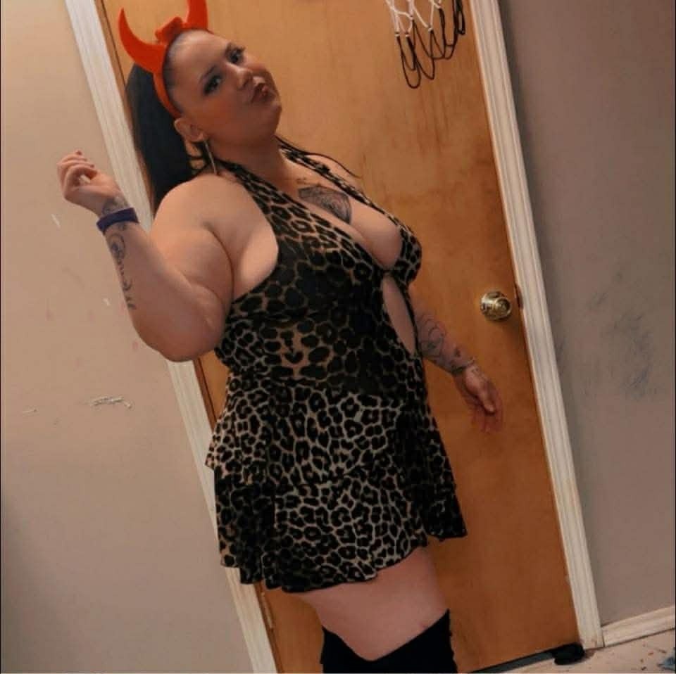 pretty thick white woman - Photo 2 | Escort in Tucson
