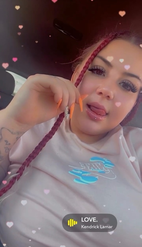 pretty thick white woman - Photo 4 | Escort in Tucson