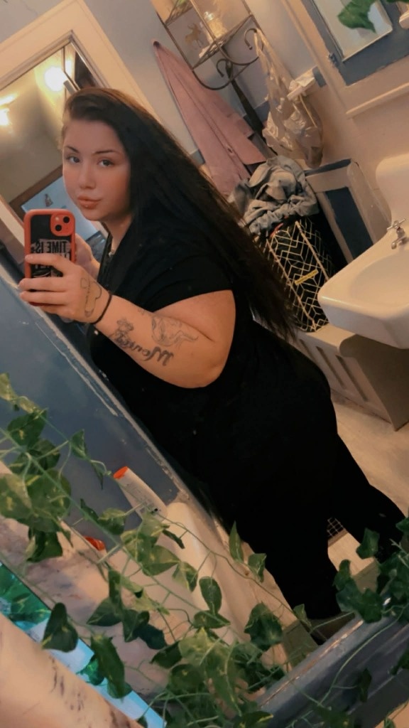 pretty thick white woman - Photo 5 | Escort in Tucson