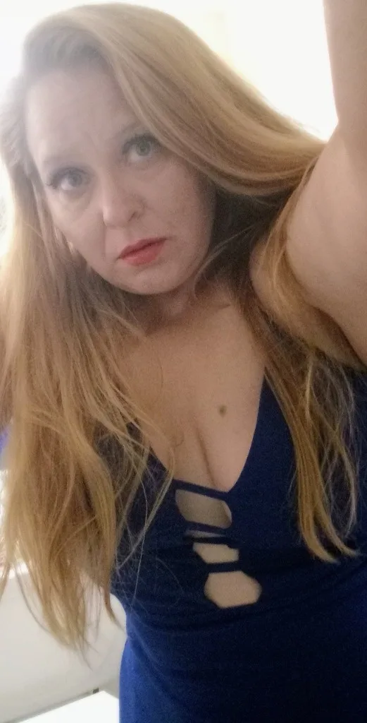 40 Early Bird BLO & GO SPECIAL for 40*RIGHT NOW!!!**MY ALT. NUMBER (Six02) 84six-1988⬅⬅ * LONG BLONDE HAIR, BLUE-EYES, BUSTY, BBW * READY AND WAITING FOR YOU ‼* - Photo 2 | Escort in Phoenix