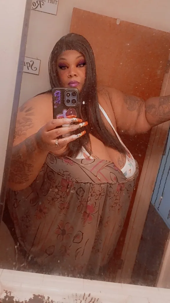 Your FAVORITE BBW - Photo 2 | Escort in Clinton