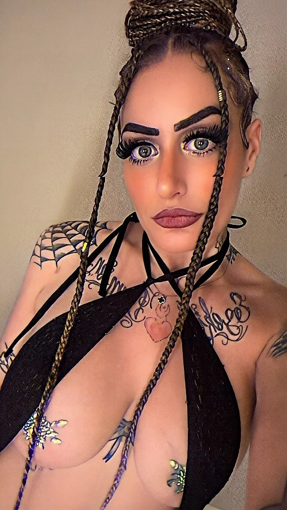 ready to meet your new all time favorite Avaliable now in the south bay and harbor area - Photo 10 | Escort in Los Angeles