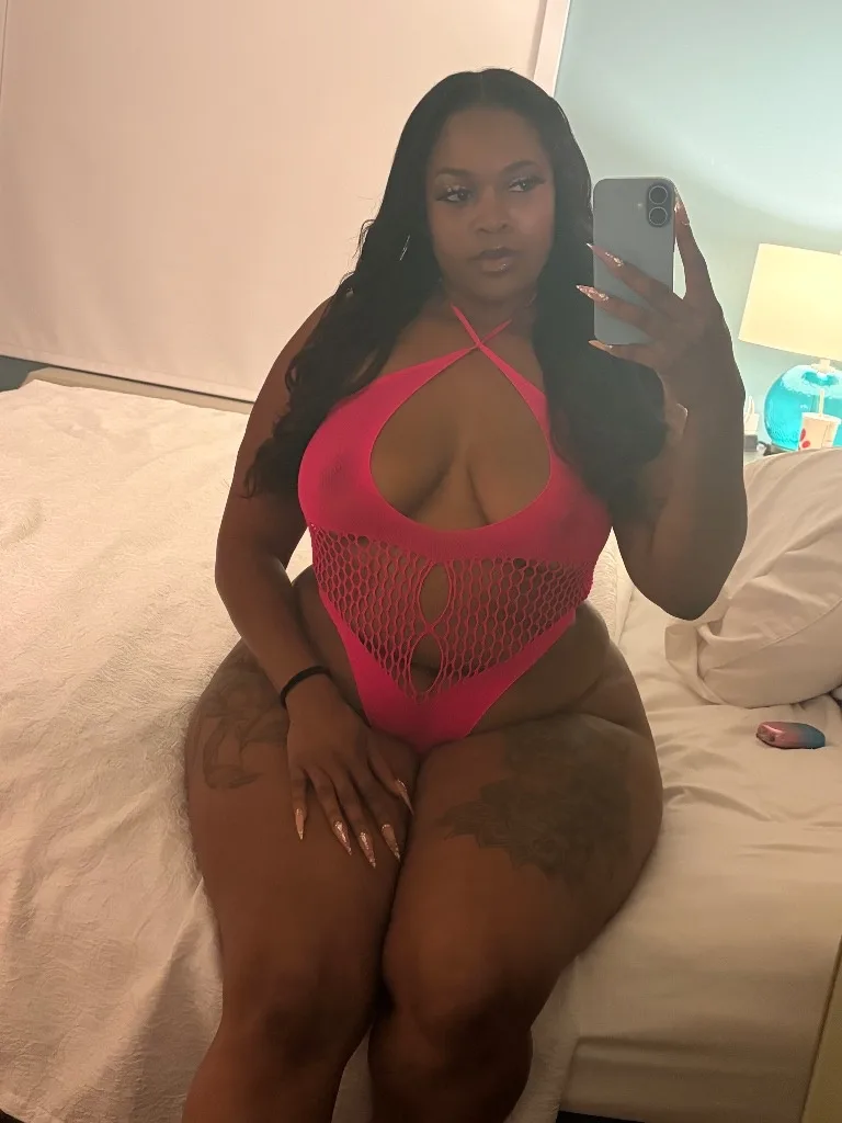 Jiggly & Juicyyy - Photo 6 | Escort in Sunnyvale & Surrounding areas