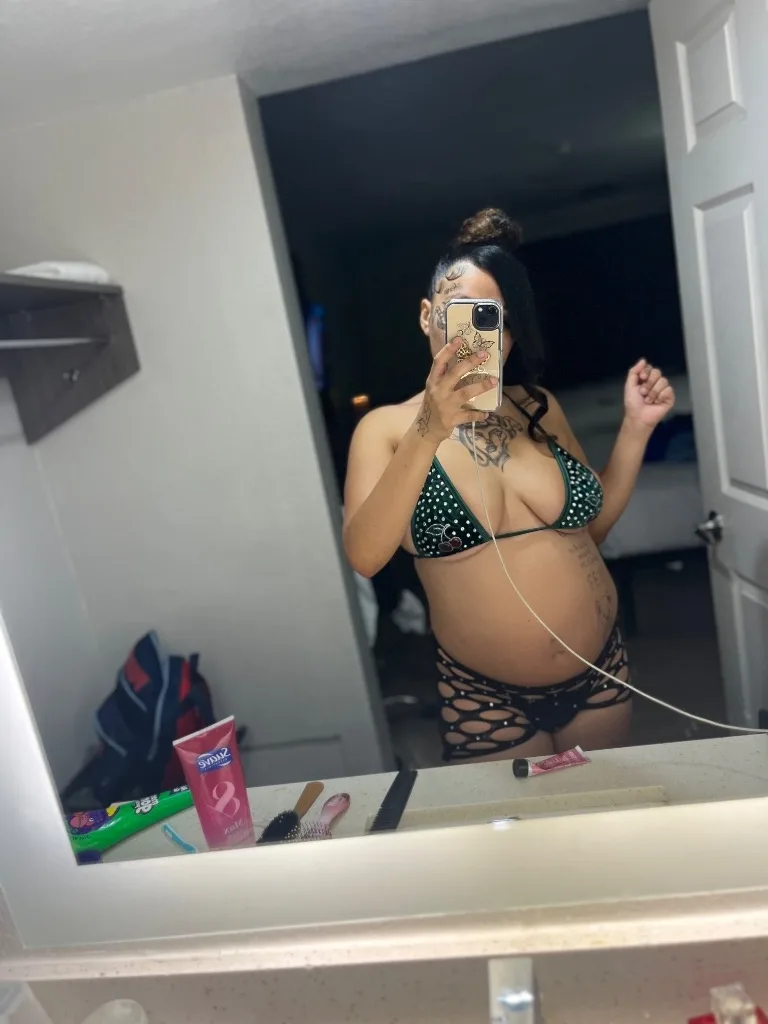 YOUNG WET LATINA MAMI LETS PLAY🤪OUTCALL ONLY - Photo 4 | Escort in Orange County