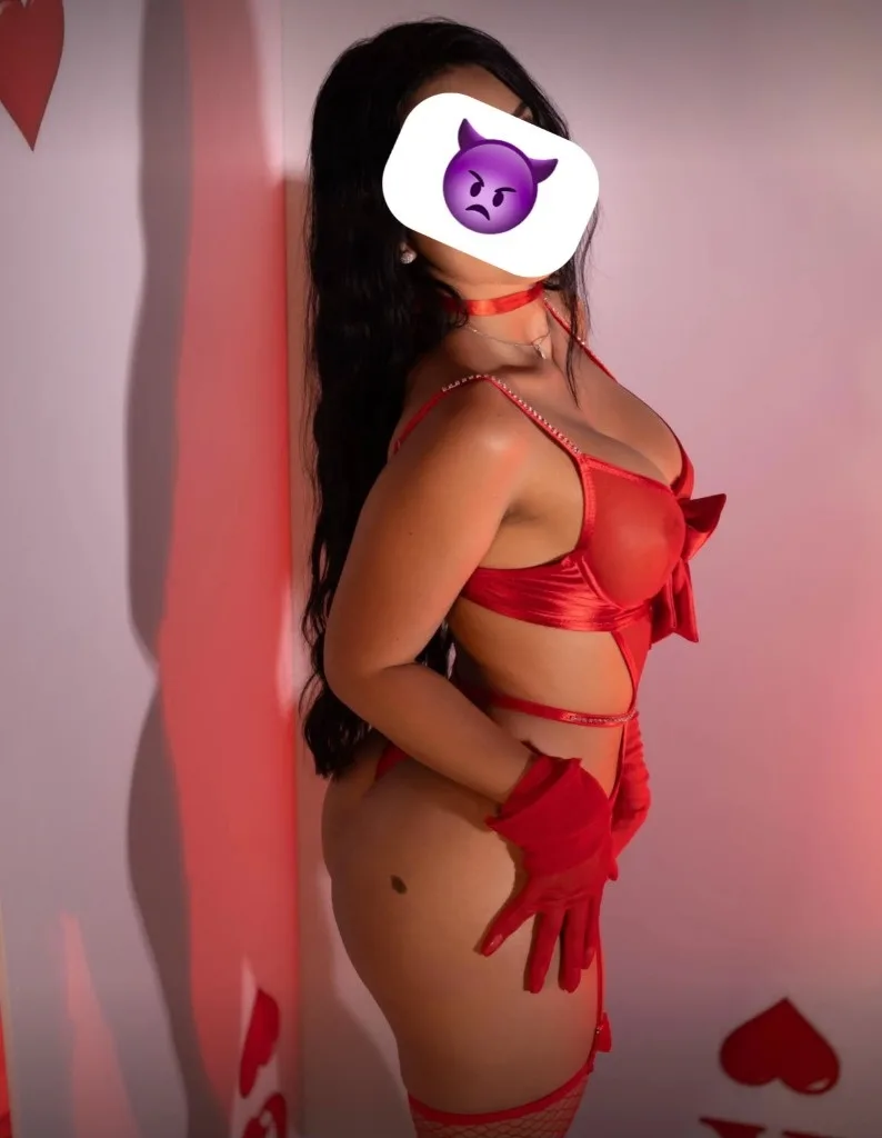 AVAILABLE -24/7 BJ/DATY/MASSAGER/69 LATINA HOT - Photo 2 | Escort in South San Francisco