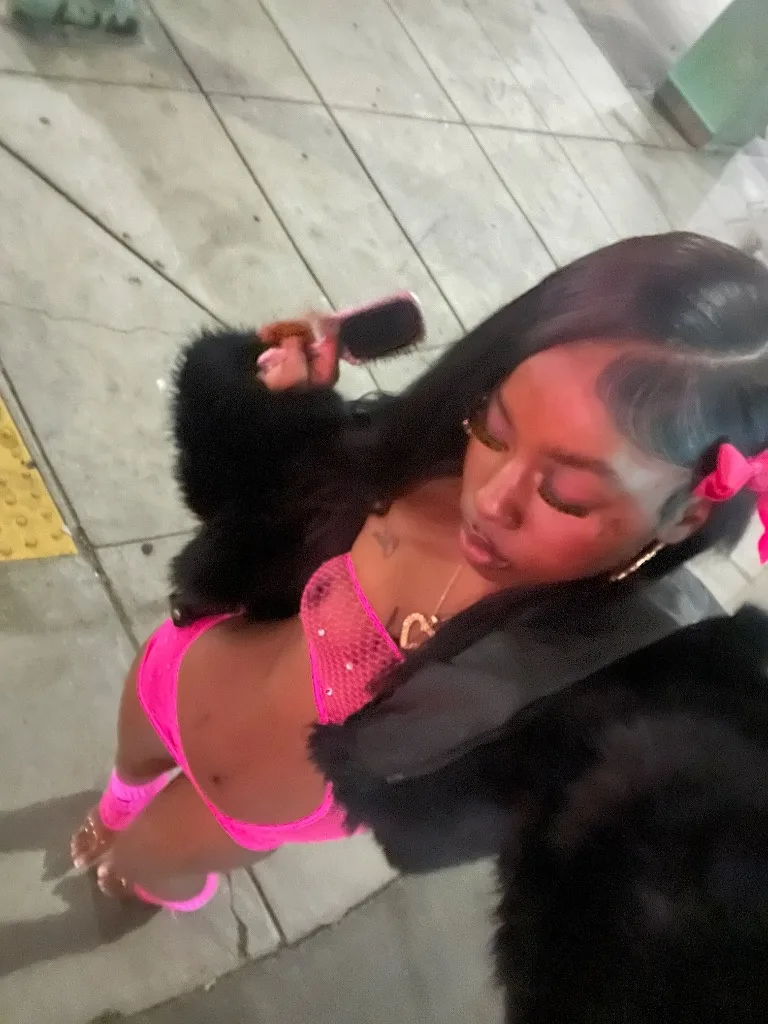 INCALL/ OUTCALL FACETIME SHOWS - Photo 3 | Escort in SURROUNDINGS📍