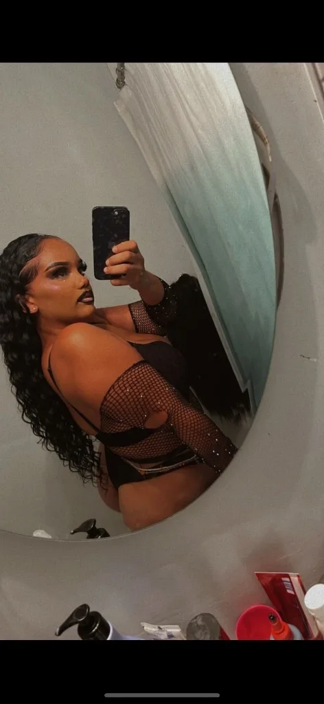 THICK PUERTORICAN READY FOR FUN