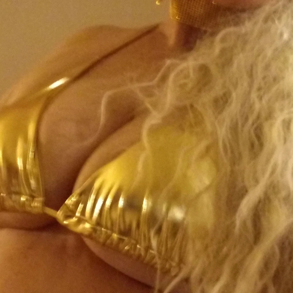 BLONDE MATURE BBW FF NATURAL BIG CUDDLES FORMER MODEL AND EXOTIC DANCER RELAXING️SUPER NICE!YOUR NEW NORMAL GFE SAFELY PVT CONDO/RELIABLE RETREAT! NO DEPOSIT⭐BEST COOCHIE IN OC ZERO SMELL n - Photo 6 | Escort in Central OC