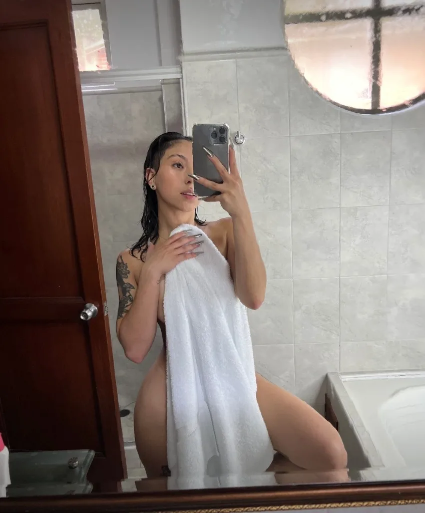 ‍Goth Spinner needs a Fuck Buddy RIGHT NOW🥀🥀🥀🥀🥀🥀🥀🥀 - Photo 10 | Escort in Bakersfield
