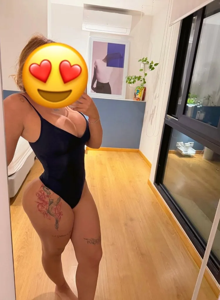 HORNY SEXY LADY READY TO FUCK 😍🥰 YOU 100% REAL💯😈🤤