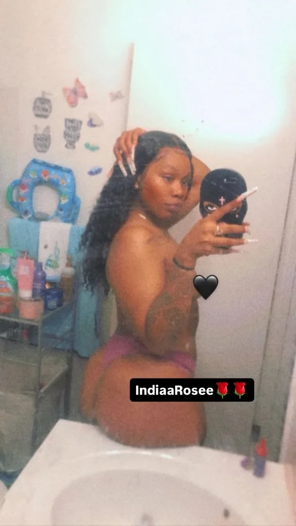 IndiaaRose 💦CREAMY cravings🍦come and explore my JUICY💦 Water Park🌹💦