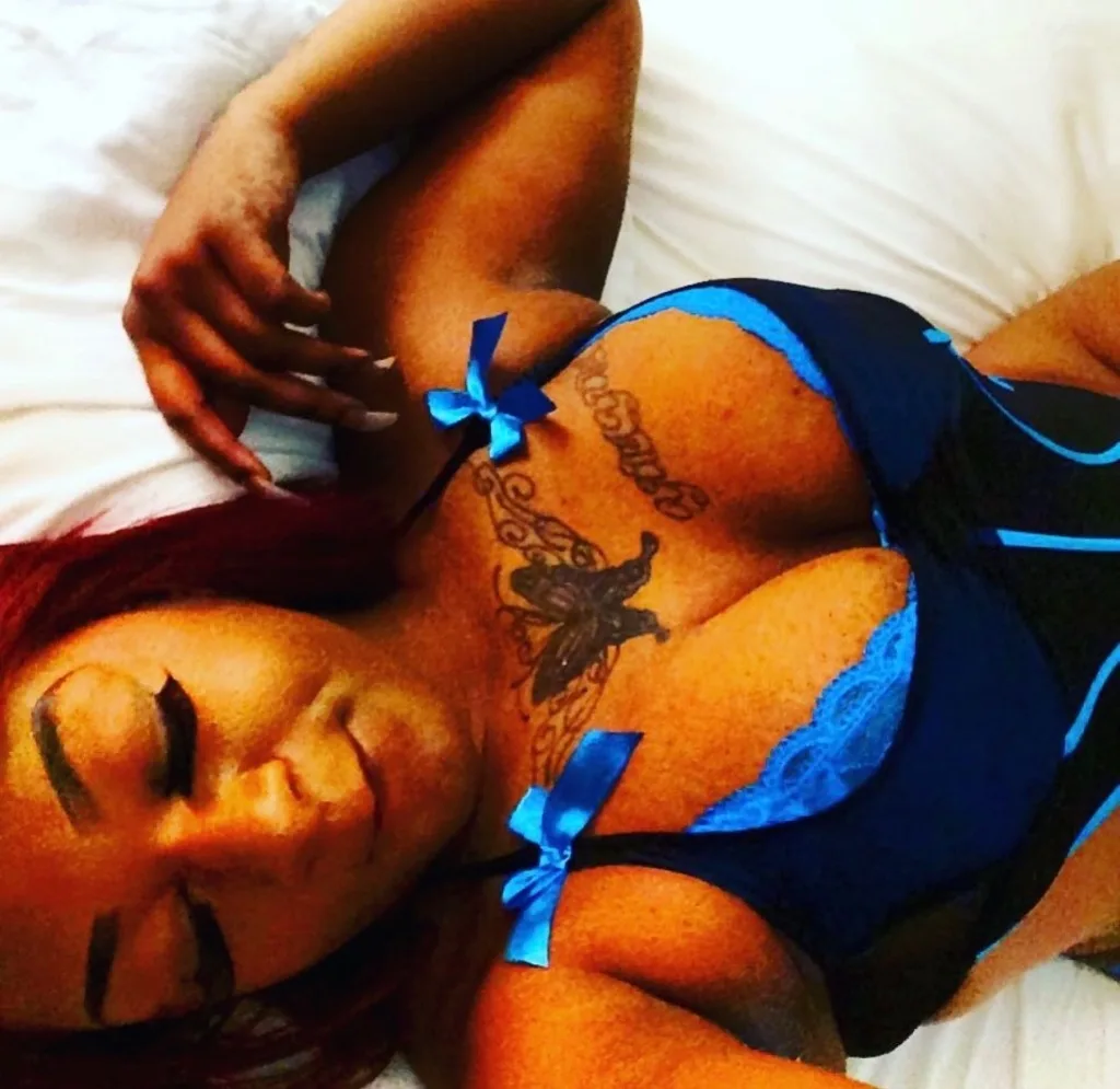 deep And moist ‍ Classy & Discreet - Photo 4 | Escort in I come to you 😊