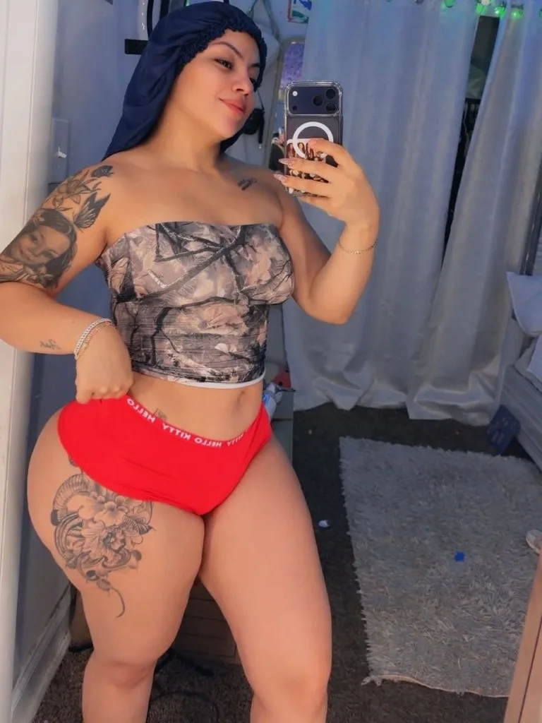 Hi darling, I'm joann. You can come see me and have a great time 🤤 - Photo 2 | Escort in Downey