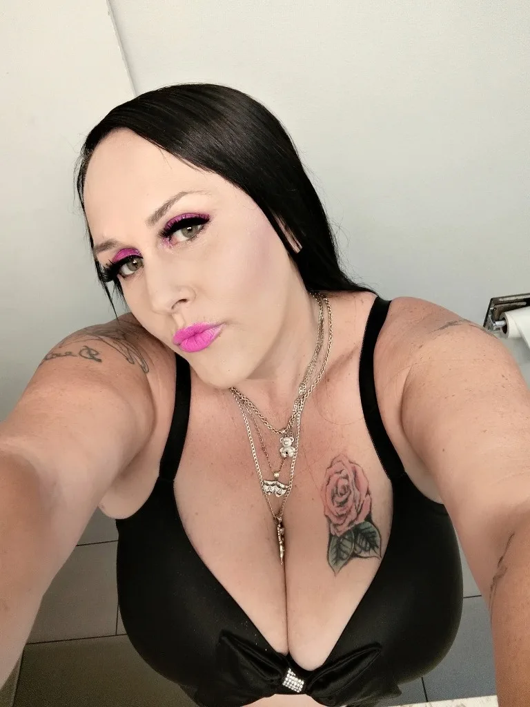 👅Busty Mature Milf 💋Satisfy all ur Wildest Fantasies 👅 VIDEO SHOWS 😘💦Come See Why I'm Best😘38DDD