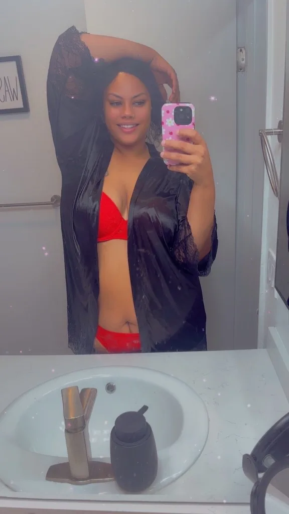 i want to be your slut and squirt all over you cum over and fuck me - Photo 4 | Escort in mission valley Downtown mission bay Mira Mesa