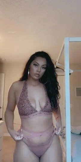 Available now Brunette Eye Candy Super Hot - Photo 5 | Escort in Vista