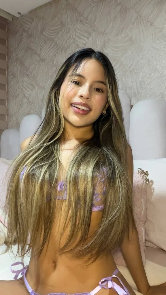 ❤‍🔥🧨❤‍🔥Petite Latina 🧨Spinner needs her new FUCK BUDDY🍆 RIGHT NOW❤‍🔥🧨❤‍🔥