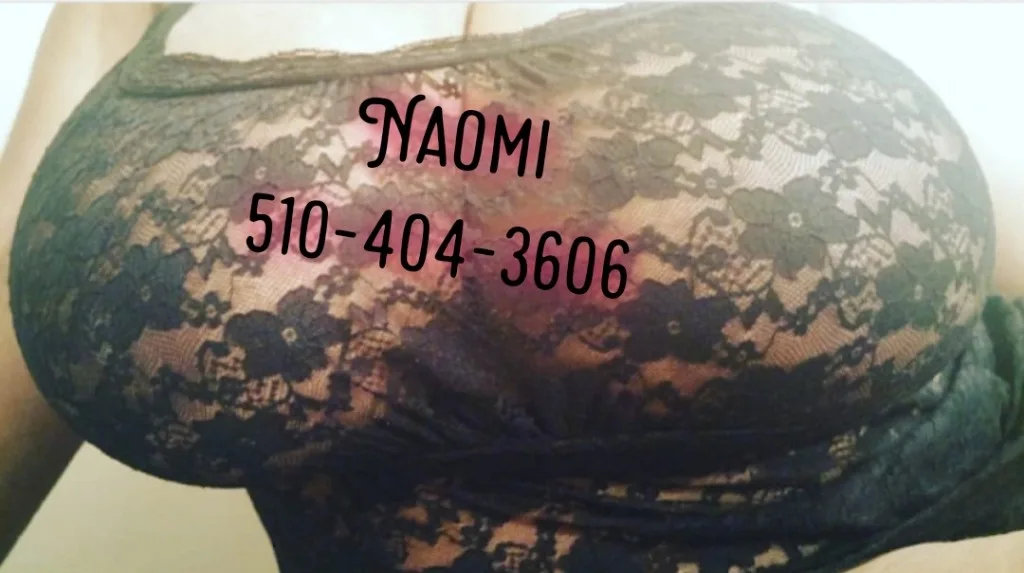 $80 Quick Hand Massage- Afro Latina Voluptuous Busty Mami Si Hablo Espańol