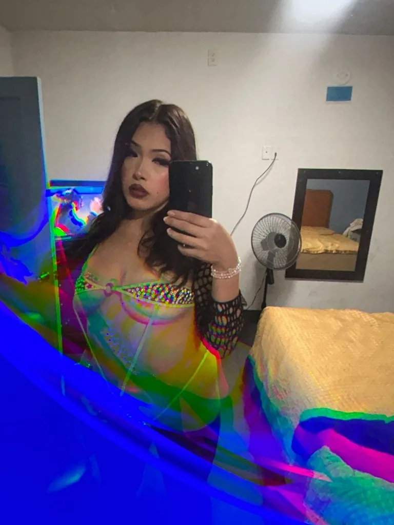 Your Sexy Curvy Upscale Latina Fantasy⭐ (Incall/ Outcalls) 2 Girl Special - Photo 3 | Escort in All surrounding areas