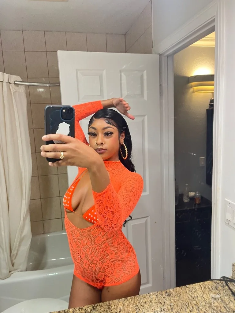 LONGBEACH INCALLS W/ Mercedez ❤Tiny frame 🫢, big temptation🥵creamy little slut! ready to fuck 24/7💦SERIOUS INQ. ONLY!!!