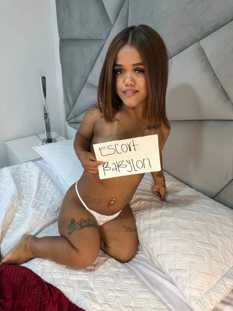 🫣 Tiny Girl, Big Personality, Looking for One Discreet FWB - Photo 4 | Escort in Long Beach