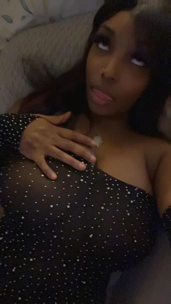 Here for a fun time Not a long ⏳time - Photo 8 | Escort in 35th ave