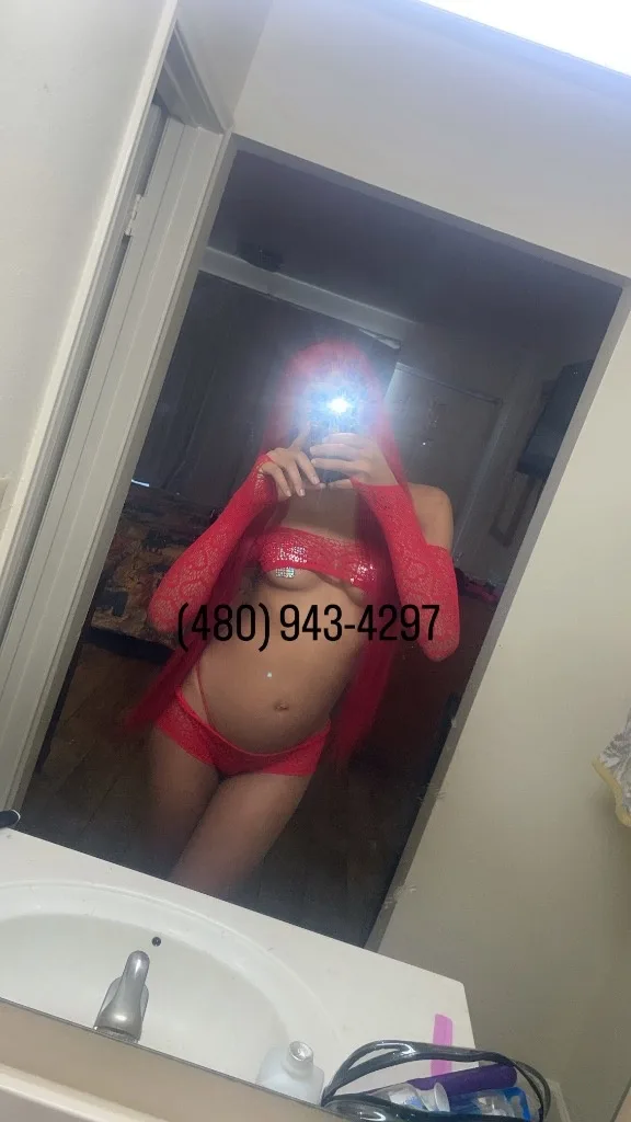 WHAT YOU'VE BEEN MISSING/ available limited time - Photo 2 | Escort in East Valley