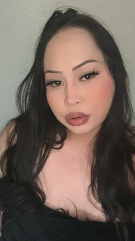 Hosting in Pinole - Photo 3 | Escort in Pinole Incall