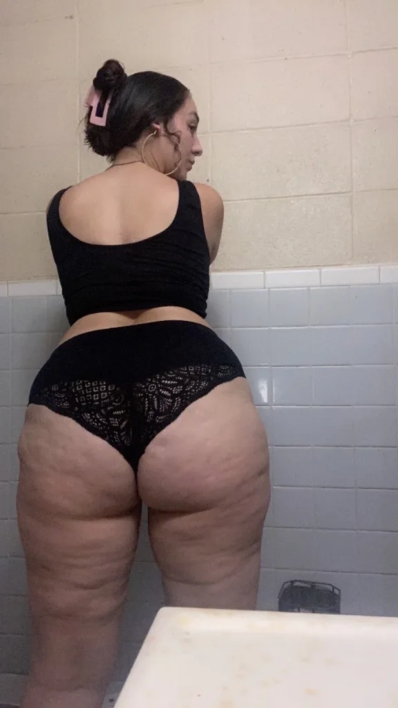 SEXY THICK TATTED - Photo 8 | Escort in Los Angeles