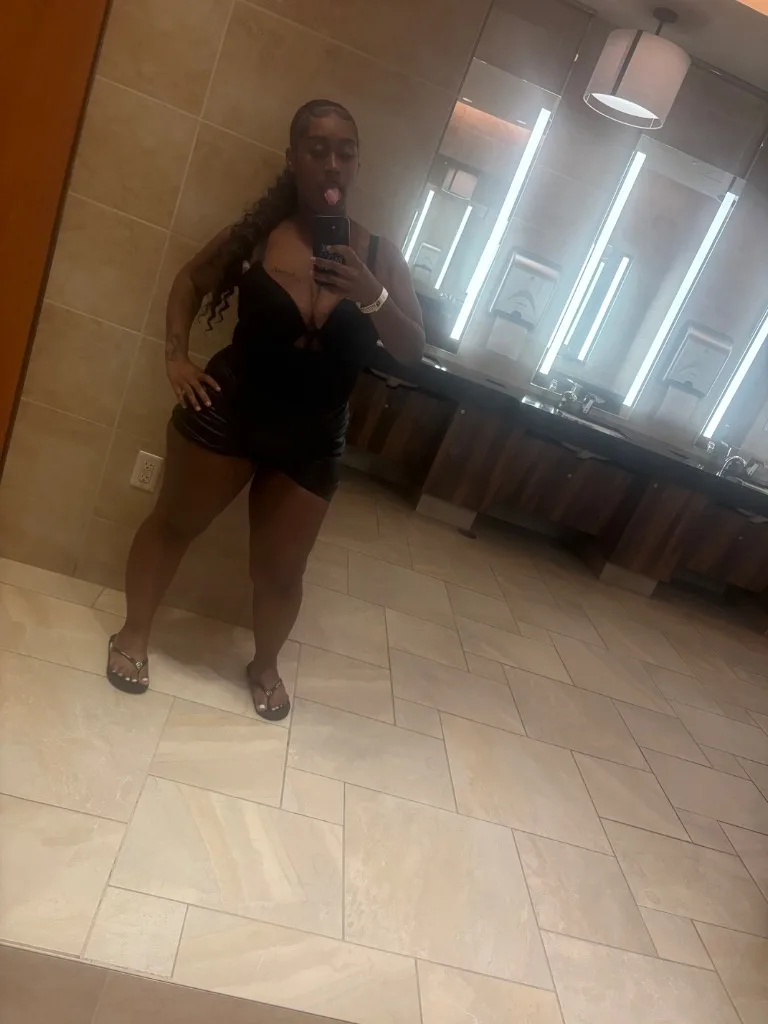 HERE FOR LIMITED TIME COME HAVE SOME FUN🤪 - Photo 4 | Escort in Oakland
