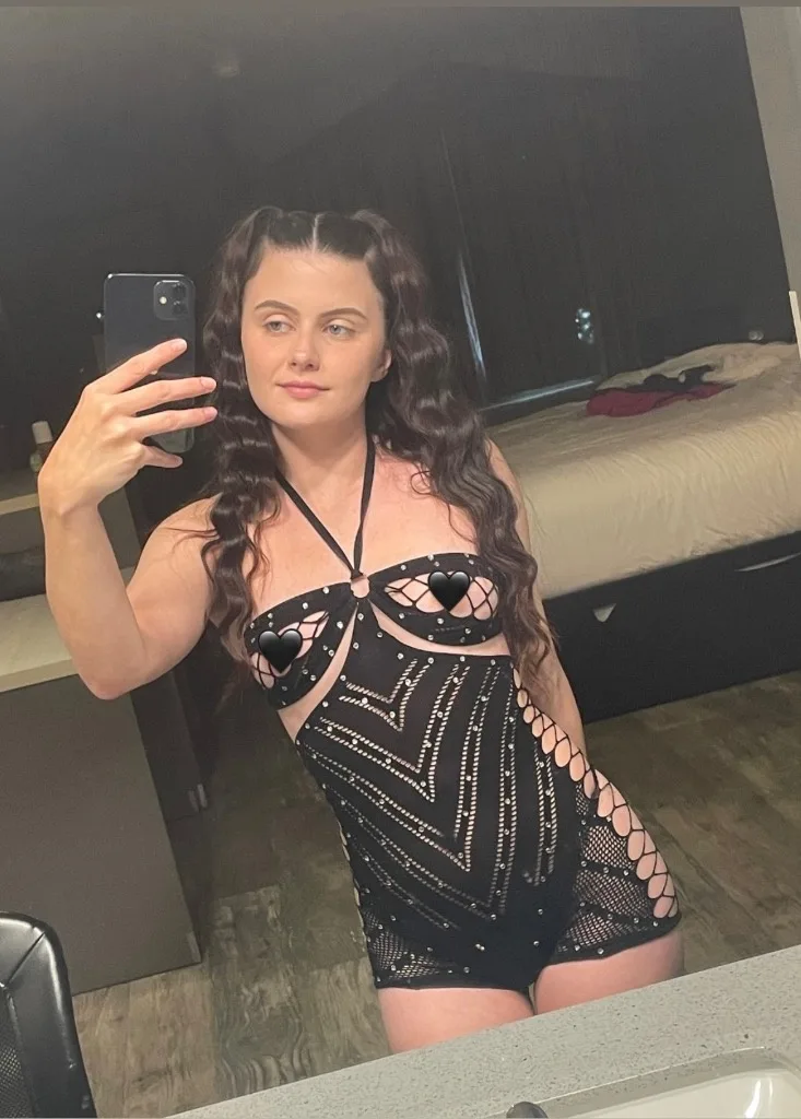 OUTCALLS AND CARPLAY TODAY ASK ABOUT SPECIAL FOR THE WEEKEND - Photo 7 | Escort in Sacramento