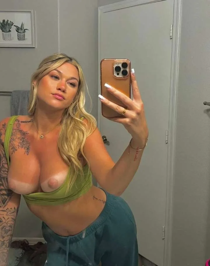 I'm new 23 yr oldBeautiful, sexy, independent girl I'm 420-friendly, my body is hot and sexyJuicy Ass and tight little Pussy🫦Very hornyI like both white and black men too🤗 Incall/Outcall - Photo 6 | Escort in Birmingham