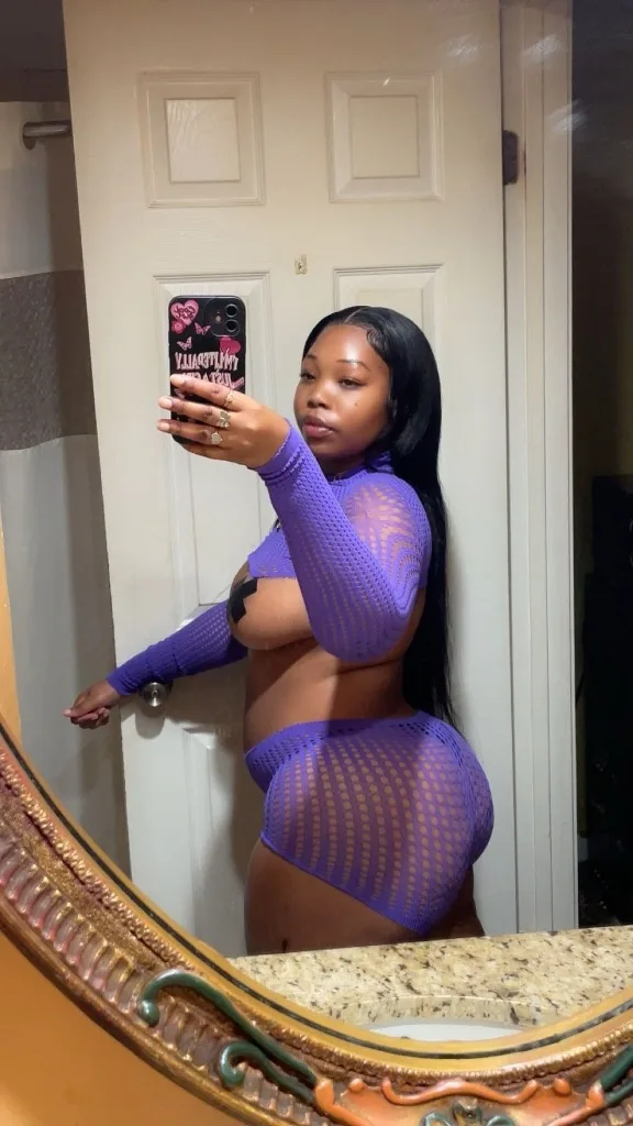Sexy Ebony 🥰 - Photo 2 | Escort in Gardena