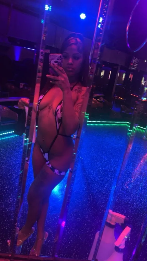 FACETIME SHOWS📲OUTCALLS with DEPOSIT🚘