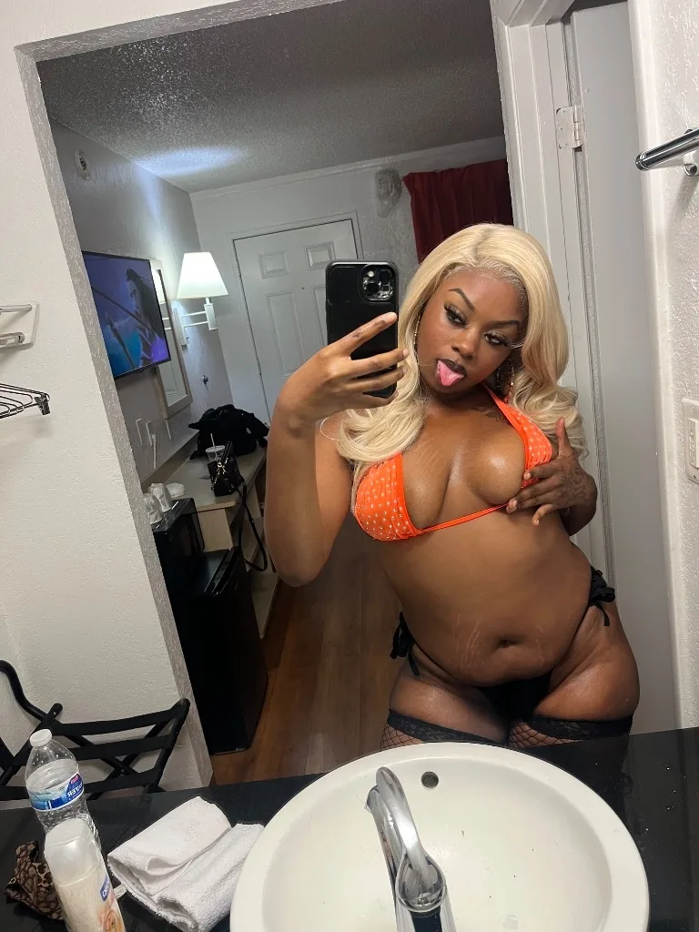 PHAT PINK JUICY PUSSY Come make this ass Clap Daddy (QV INCALL & BJ Specials ‼) - Photo 4 | Escort in PHX