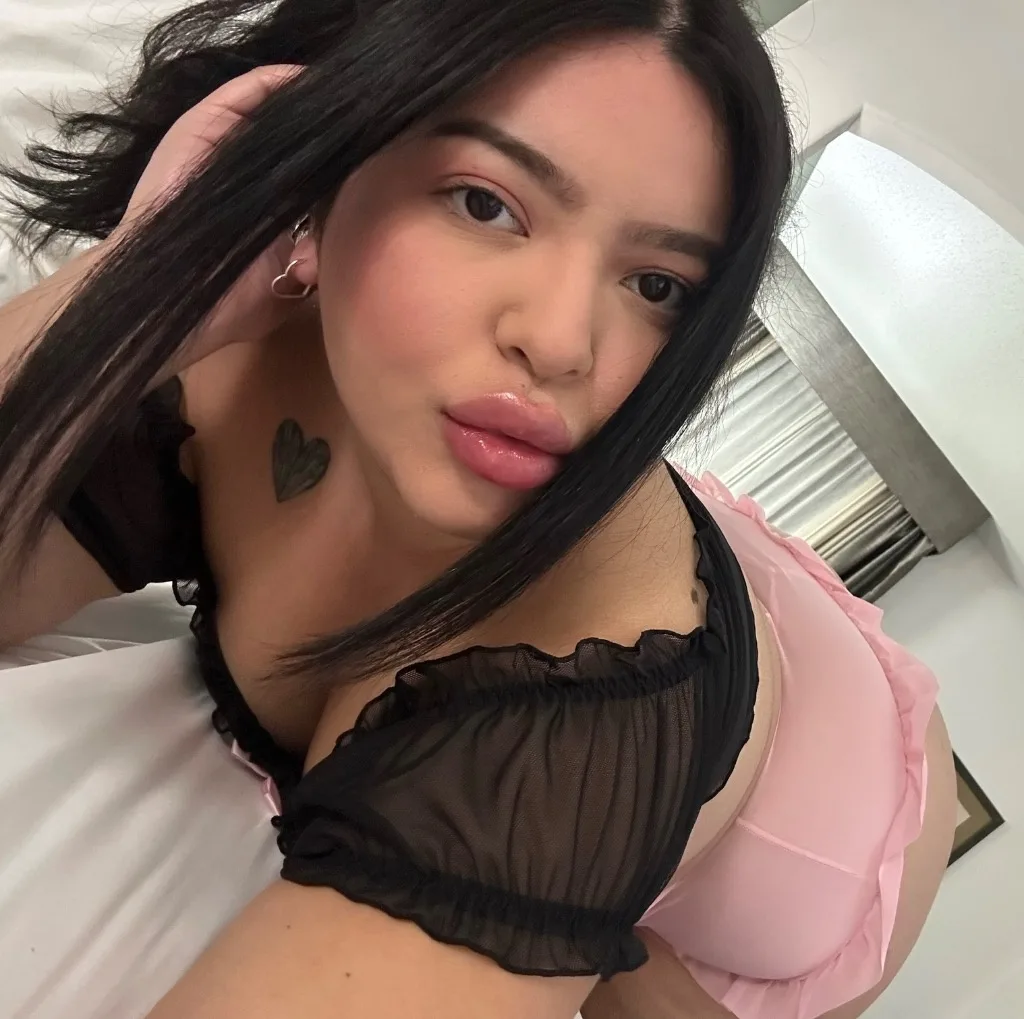 Big Booty Latina - Photo 2 | Escort in Downtown