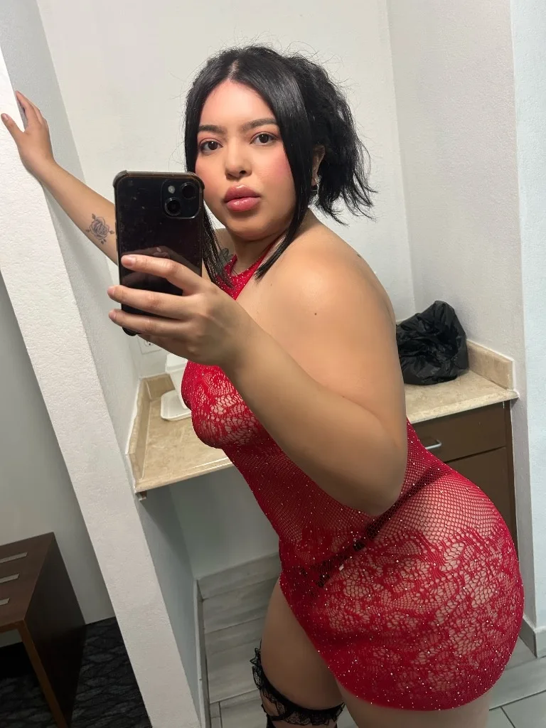 Big Booty Latina - Photo 8 | Escort in Downtown