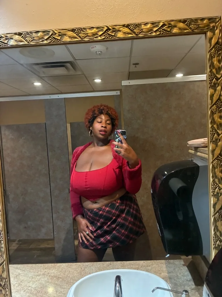 Facetime queen! 38 O breast REAL & SAFE - Photo 5 | Escort in Whittier
