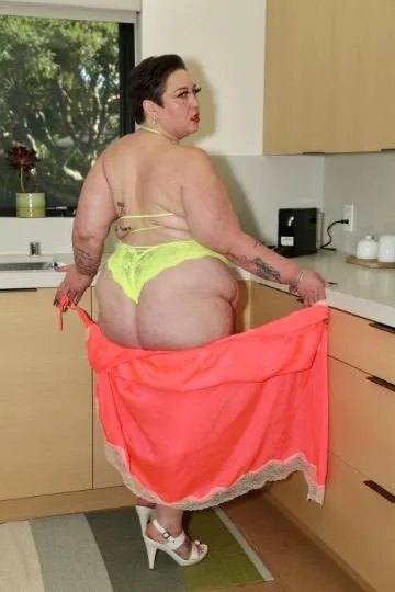 BBW Porn Star Available