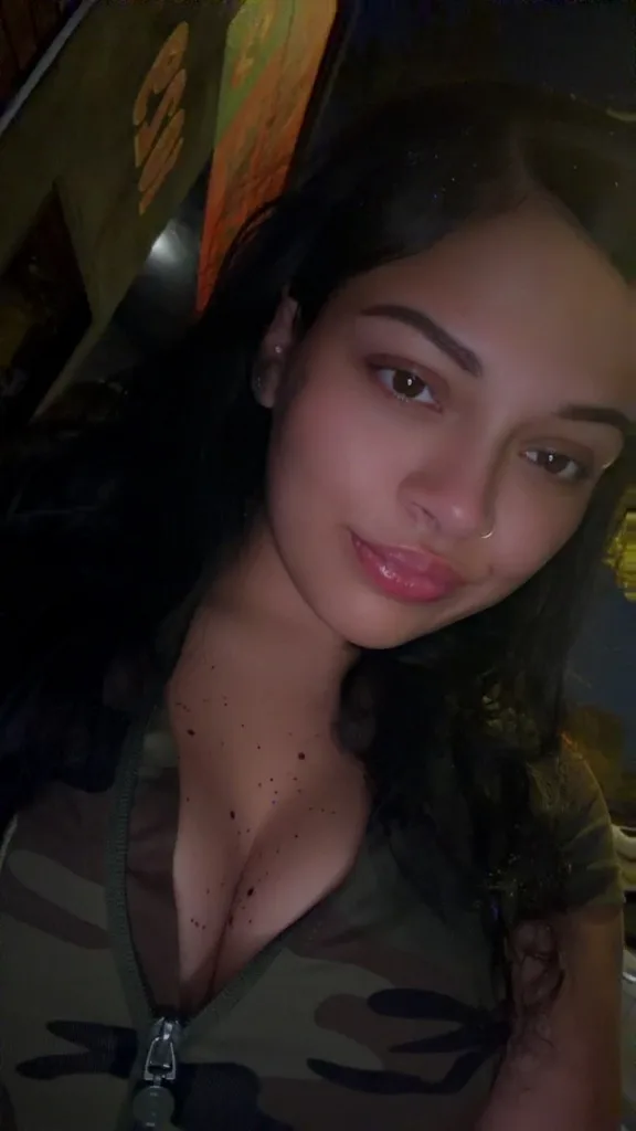 nerdy tech $lut 🤓 SPECIAL EVENT! - Photo 5 | Escort in Downtown Sacramento