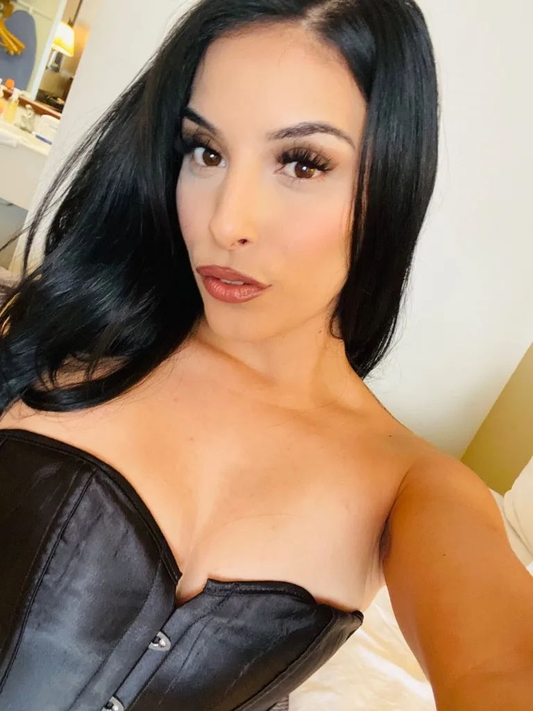 back in town incall and outcall - Photo 8 | Escort in Any surrounding areas