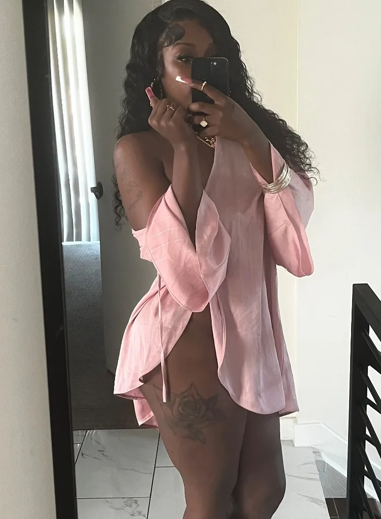 Sweet and Classy with a pinch 🤏 of Sexy 🤪 Ready to Meet Your Every Desire - Photo 6 | Escort in Phoenix ( All Surrounding Areas )