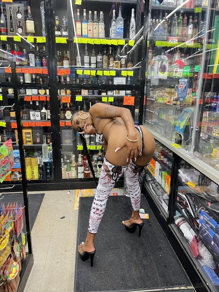 INCALLS / OUTCALLS / CARFUN W/ Mercedez Tiny frame 🫢, big temptation🥵creamy little slut! ready to fuck 24/7SERIOUS INQ. ONLY!!! - Photo 5 | Escort in Los Angeles
