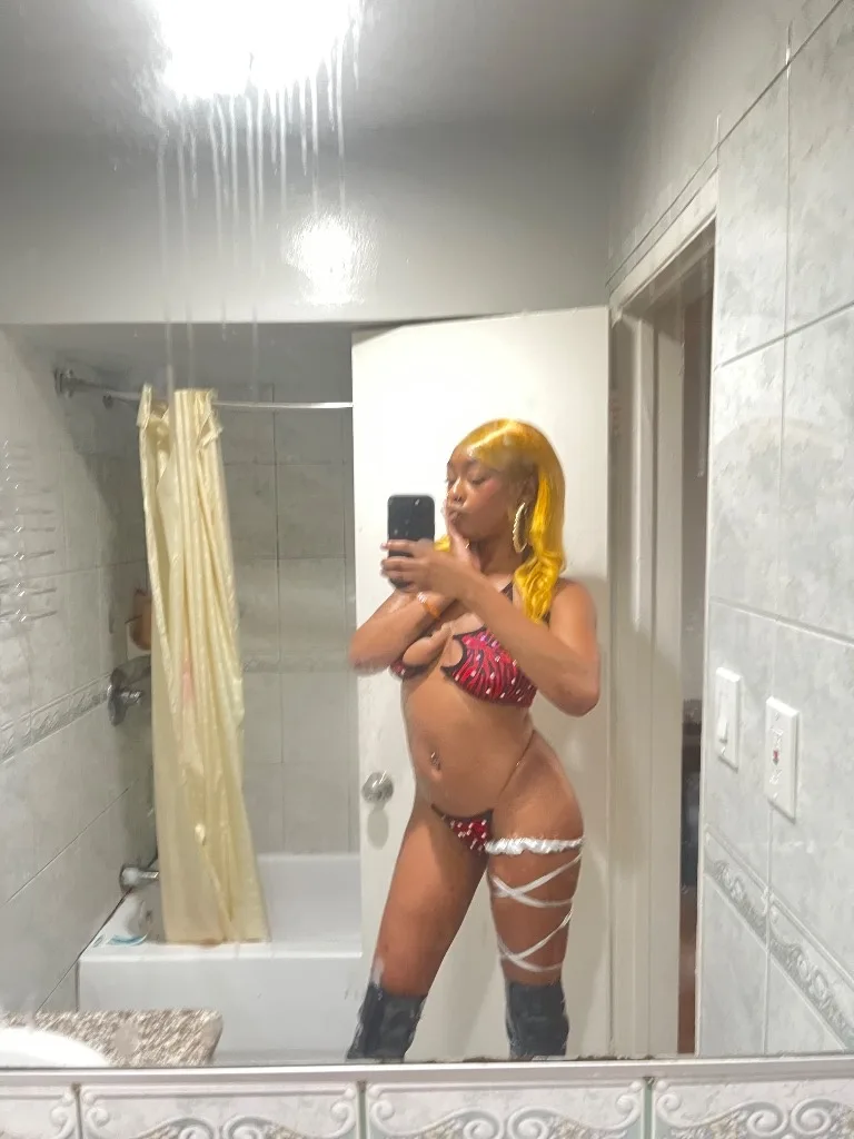 INCALLS / OUTCALLS / CARFUN W/ Mercedez Tiny frame 🫢, big temptation🥵creamy little slut! ready to fuck 24/7SERIOUS INQ. ONLY!!! - Photo 4 | Escort in Los Angeles
